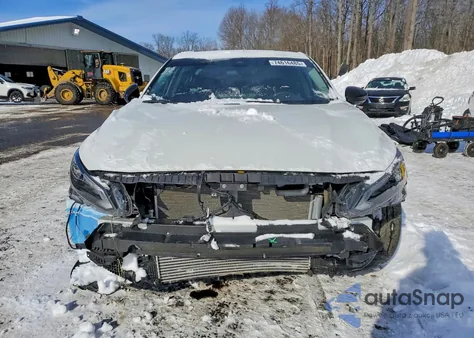 2023 Nissan Altima Sr z USA, uszkodzony, nr VIN 1N4AL4CV4PN420728